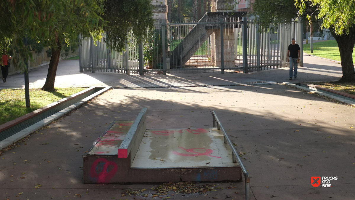 Alameda Roentgen Skatepark